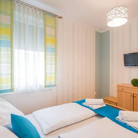 Mf Blue Colour Apartment * Siofok